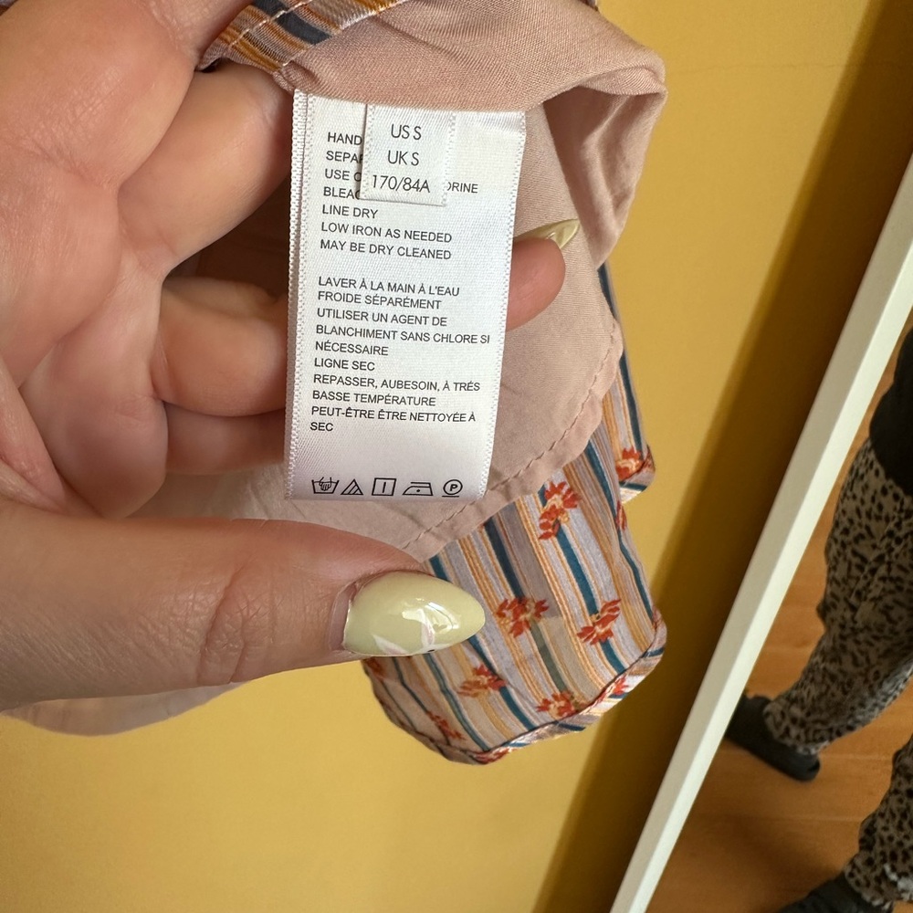 Urban Outfitters Floral Blouse - Picture 6 of 9